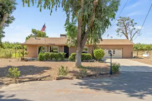 16565 Lacey Blvd, Lemoore, CA 93245 - Photo 1