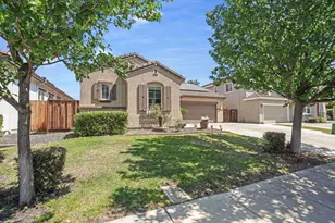 229 Wisteria Ln, Tracy, CA 95377 - Photo 2