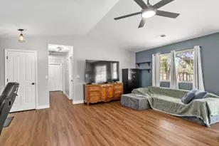 5808 Thornicroft Dr, Valley Springs, CA 95252 - Photo 10