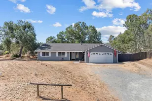 5808 Thornicroft Dr, Valley Springs, CA 95252 - Photo 2