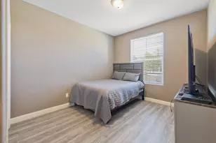 757 Strada St, Lemoore, CA 93245 - Photo 8