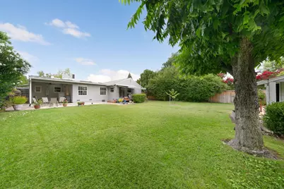 4013 Esperanza Drive, Sacramento, CA 95864 - Photo 40