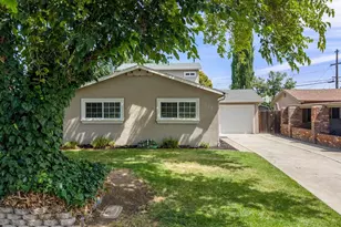 111 E 21st St, Tracy, CA 95376 - Photo 2