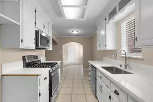 111 E 21st St, Tracy, CA 95376 - Photo 6
