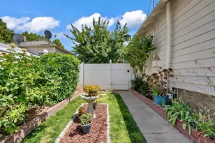 310 W I St, Oakdale, CA 95361 - Photo 18