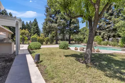 10714 N Las Casitas Circle, Stockton, CA 95212 - Photo 10