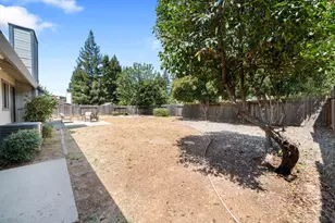 1121 St Andrews Dr, El Dorado Hills, CA 95762 - Photo 38