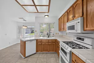 9475 Madrid Way, Elk Grove, CA 95758 - Photo 20