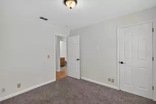 9475 Madrid Way, Elk Grove, CA 95758 - Photo 24