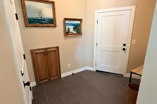 3911 Noble Ct, Sacramento, CA 95821 - Photo 6