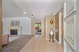 6111 Fordham Way, Sacramento, CA 95831 - Photo 8