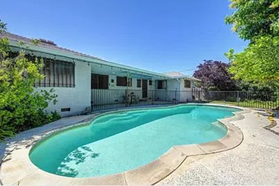 6111 Fordham Way, Sacramento, CA 95831 - Photo 40