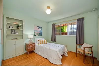 6111 Fordham Way, Sacramento, CA 95831 - Photo 32