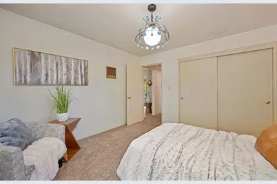 6111 Fordham Way, Sacramento, CA 95831 - Photo 28
