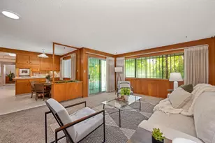 6111 Fordham Way, Sacramento, CA 95831 - Photo 2