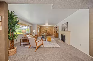 6111 Fordham Way, Sacramento, CA 95831 - Photo 12