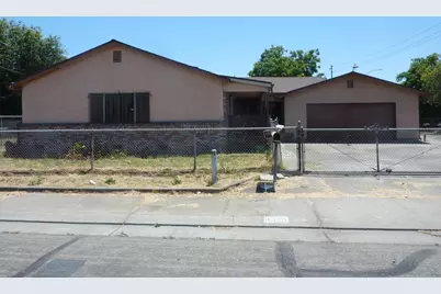 1420 Michael Avenue, Stockton, CA 95206 - Photo 1