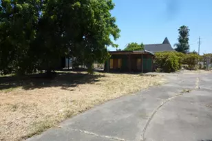 1420 Michael Ave, Stockton, CA 95206 - Photo 8