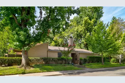 424 Hartnell Place, Sacramento, CA 95825 - Photo 2