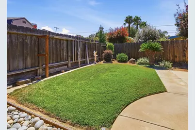 900 Multnomah Drive, Modesto, CA 95350 - Photo 26