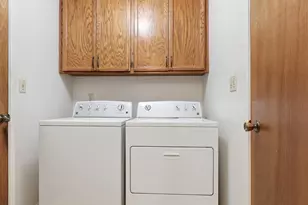 900 Multnomah Dr, Modesto, CA 95350 - Photo 22