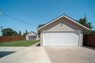1438 Normandy Dr, Modesto, CA 95351 - Photo 26