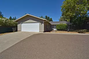 8039 Sunrise Blvd, Citrus Heights, CA 95610 - Photo 6