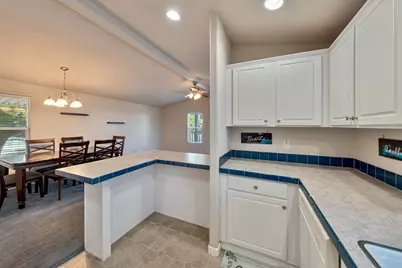 Sunnyhills Drive, Rancho Cordova, CA 95670 - Photo 10