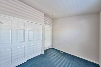 Sunnyhills Drive, Rancho Cordova, CA 95670 - Photo 18