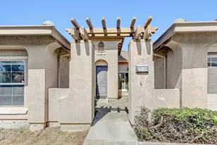 2039 Expedition Way, Sacramento, CA 95832 - Photo 2
