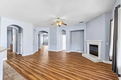 2039 Expedition Way, Sacramento, CA 95832 - Photo 10