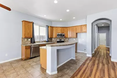2039 Expedition Way, Sacramento, CA 95832 - Photo 14