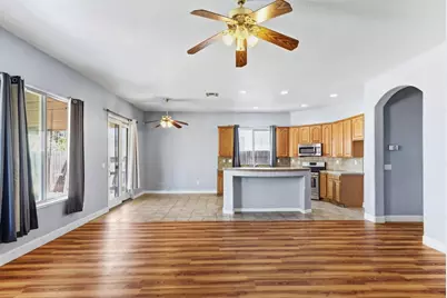 2039 Expedition Way, Sacramento, CA 95832 - Photo 12