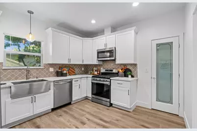 2100 9th Street, Sacramento, CA 95818 - Photo 14