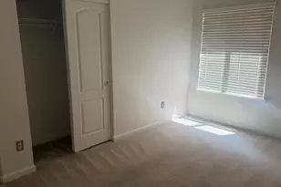 642 Brittanyann Ln, Stockton, CA 95206 - Photo 18
