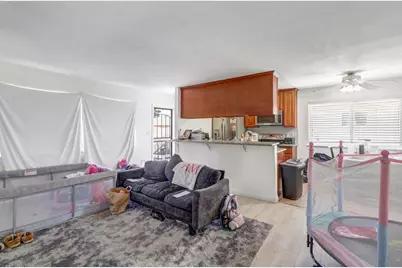 7384 Franklin Boulevard #4, Sacramento, CA 95823 - Photo 8