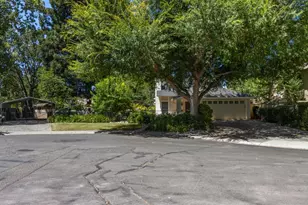 10 Tidewater Ct, Sacramento, CA 95831 - Photo 40