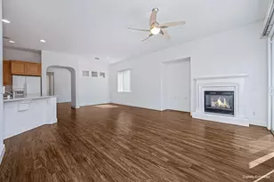 1700 Charm Way, Sacramento, CA 95835 - Photo 14