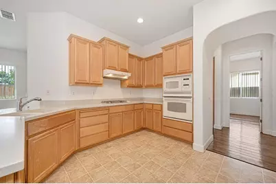 1700 Charm Way, Sacramento, CA 95835 - Photo 20