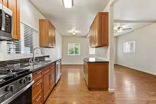 411 Berkeley Ave, Roseville, CA 95678 - Photo 8