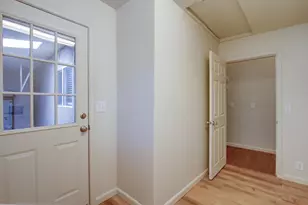 411 Berkeley Ave, Roseville, CA 95678 - Photo 20