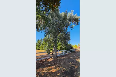 11740 Cresthill Drive, Elk Grove, CA 95624 - Photo 38