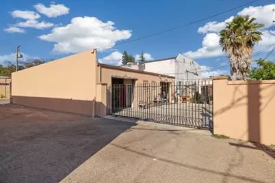 529 N Hutchins Street, Lodi, CA 95240 - Photo 24