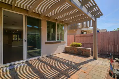 7828 Barnsley Way, Elk Grove, CA 95757 - Photo 22