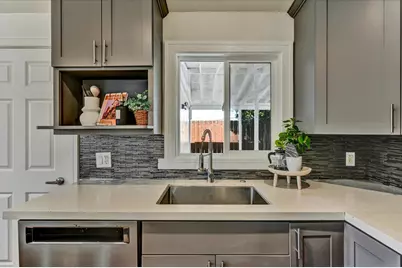 1711 Pablo Vista Avenue, San Pablo, CA 94806 - Photo 20