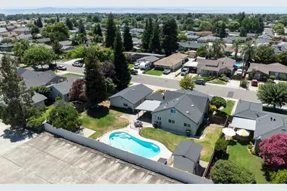 606 Palm Avenue, Ripon, CA 95366 - Photo 32
