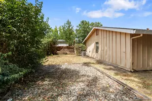 2841 Aquino Dr, Sacramento, CA 95833 - Photo 22