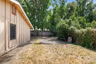 2841 Aquino Dr, Sacramento, CA 95833 - Photo 24
