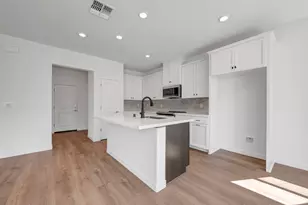 224 Shiplap Cir, Sacramento, CA 95835 - Photo 4