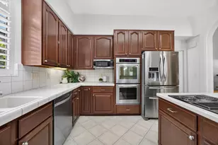4932 Roselin Way, Elk Grove, CA 95758 - Photo 36